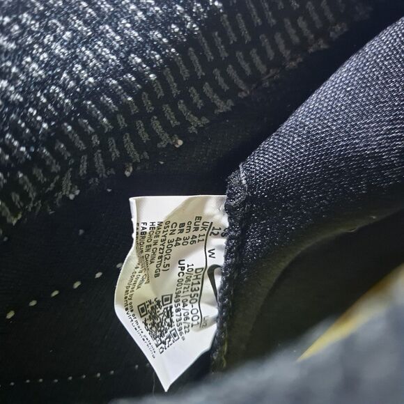 Nike Men's Size 12W Alpha Menace Elite 3 Flyknit Football Cleats Black Iron Grey - Picture 9 of 11